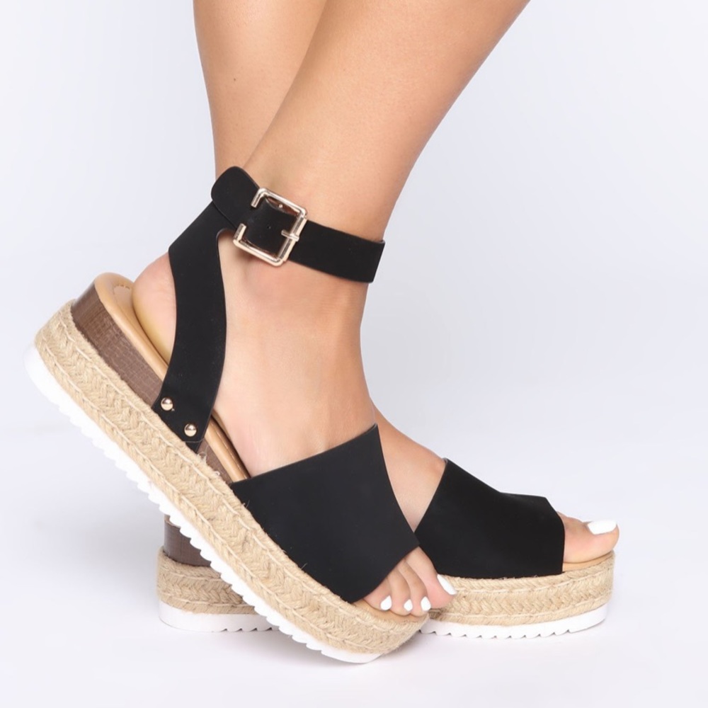 Summer sandals